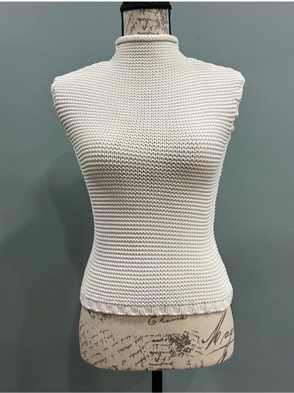 MAG Chunky Knit Sleeveless Turtleneck Sweater Vest Cotton Ivory Layering Top